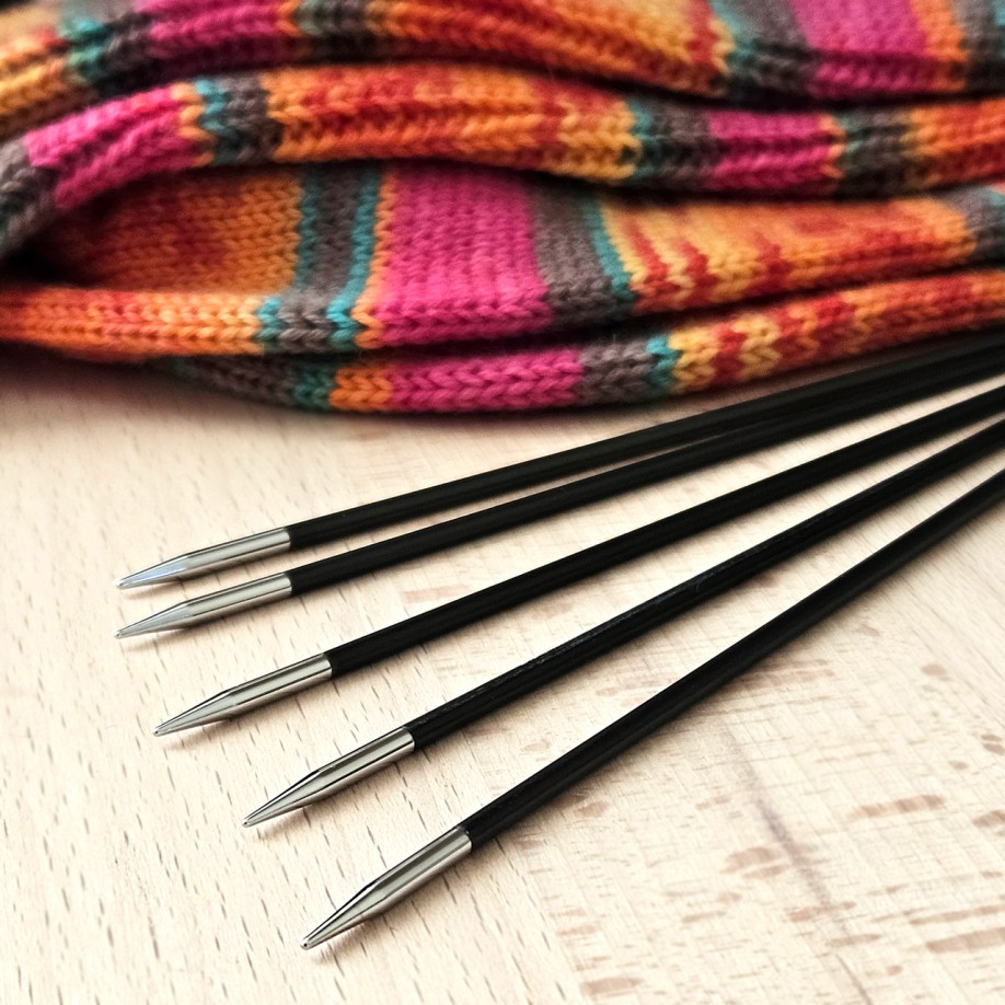 Набір шкарпеткових спиць KnitPro Karbonz 15 см